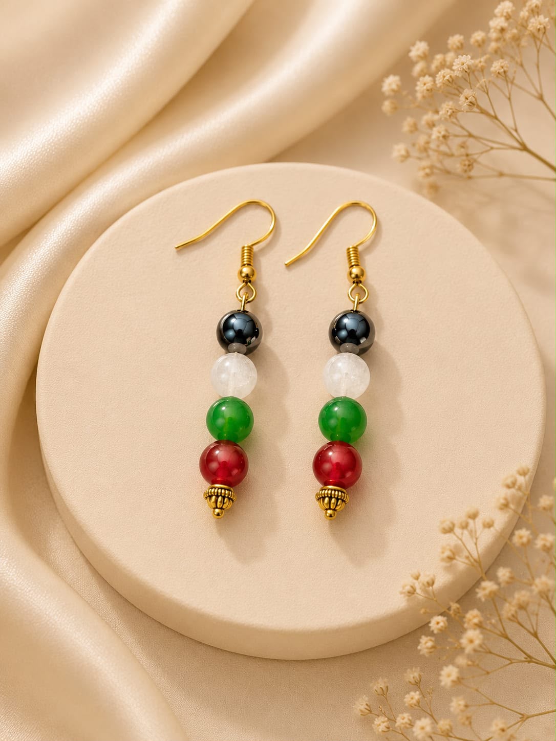Palestine - white, green and rose red Jade, Onyx, 8 mm in 18K gold plated silver