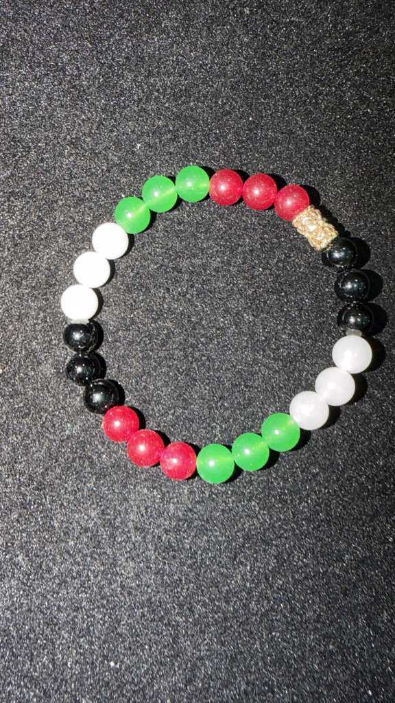 Stretch Bracelet - white, green and rose red Jade, Onyx, 8 mm